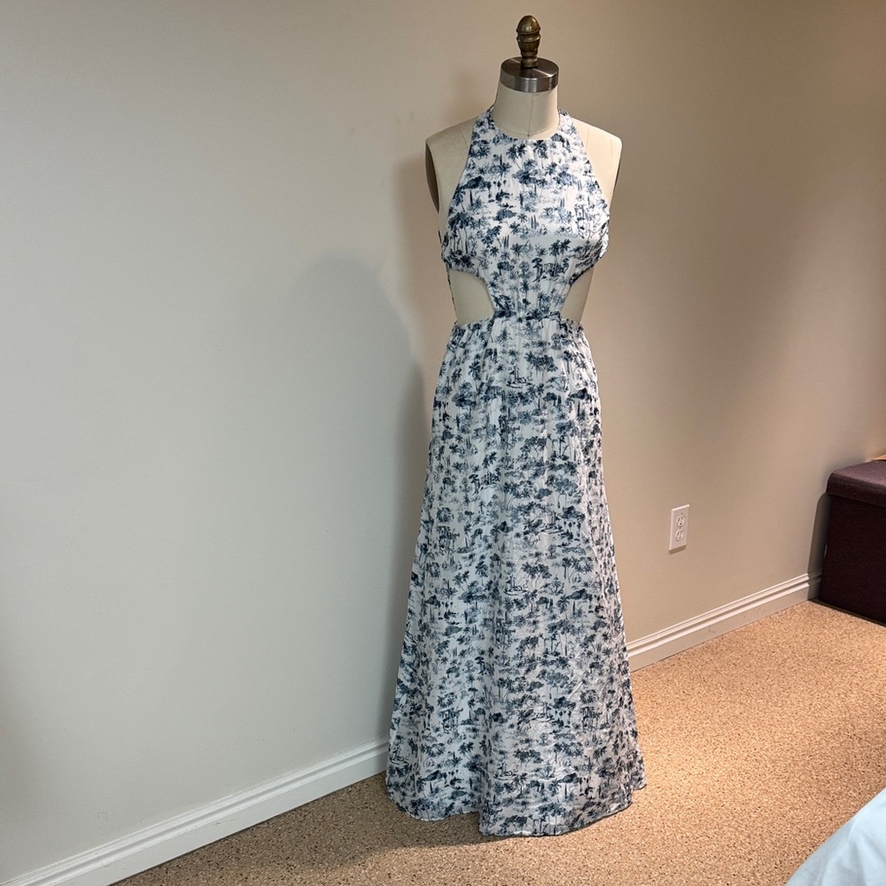 SIR the label Blue and White Maxi Dress - Picture 8 of 14